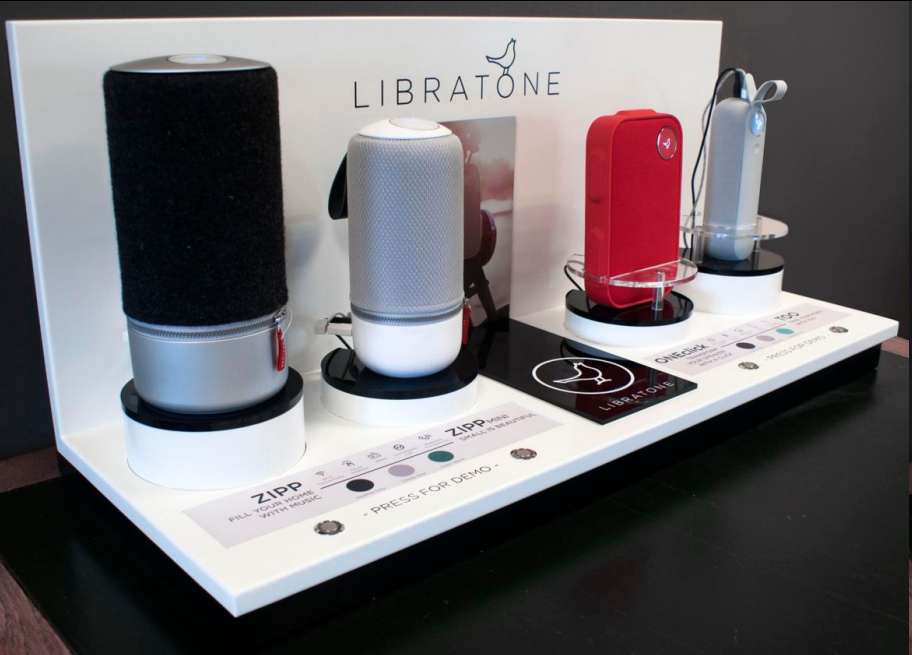 Acrylic display stand for speakers